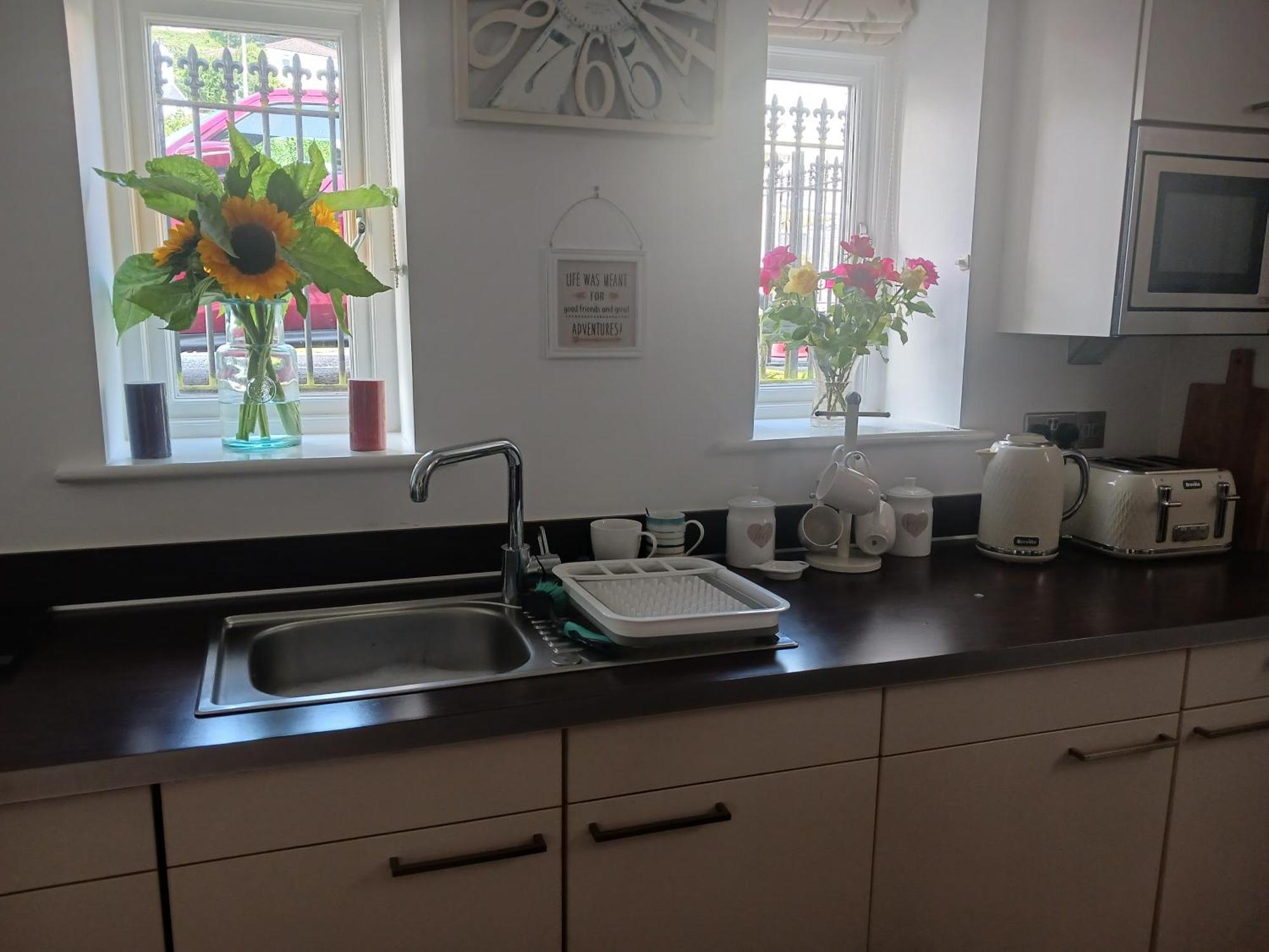 Bodlondeb Castle Bed & Breakfast { Central Llandudno} Exteriör bild